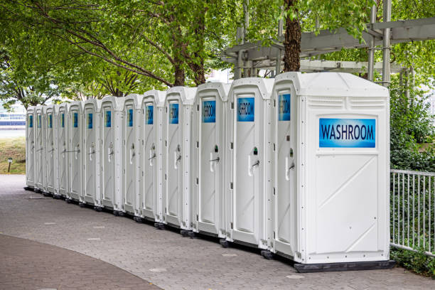 Best Porta potty delivery and setup  in Tok, AK